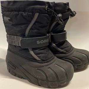 Sorel kids winter snow boots size 11 boy or girl